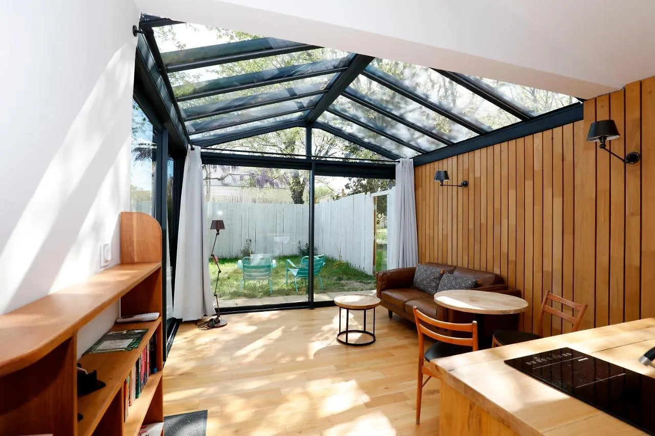 Villa Le Mazet Des Amants, Cabane En Bois Avec Jacuzzi Privatif Aviñón Francia