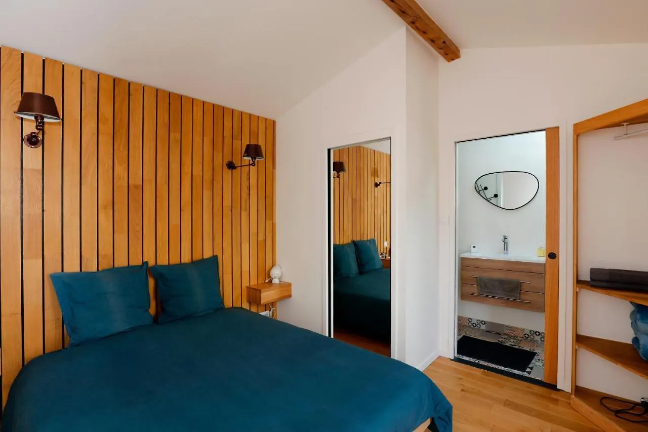 Le Mazet Des Amants, Cabane En Bois Avec Jacuzzi Privatif Aviñón Francia