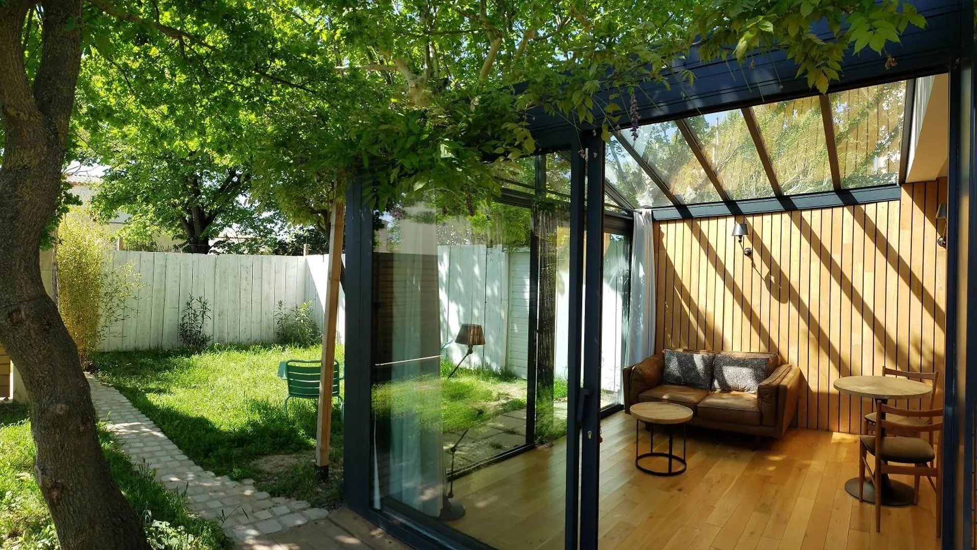 Le Mazet Des Amants, Cabane En Bois Avec Jacuzzi Privatif Aviñón 0*,
